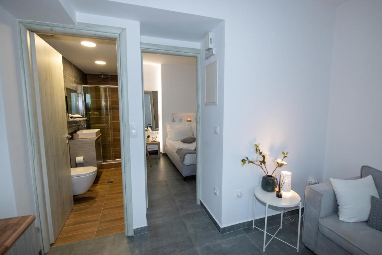 Sofia'S Apartment Kamári Eksteriør bilde