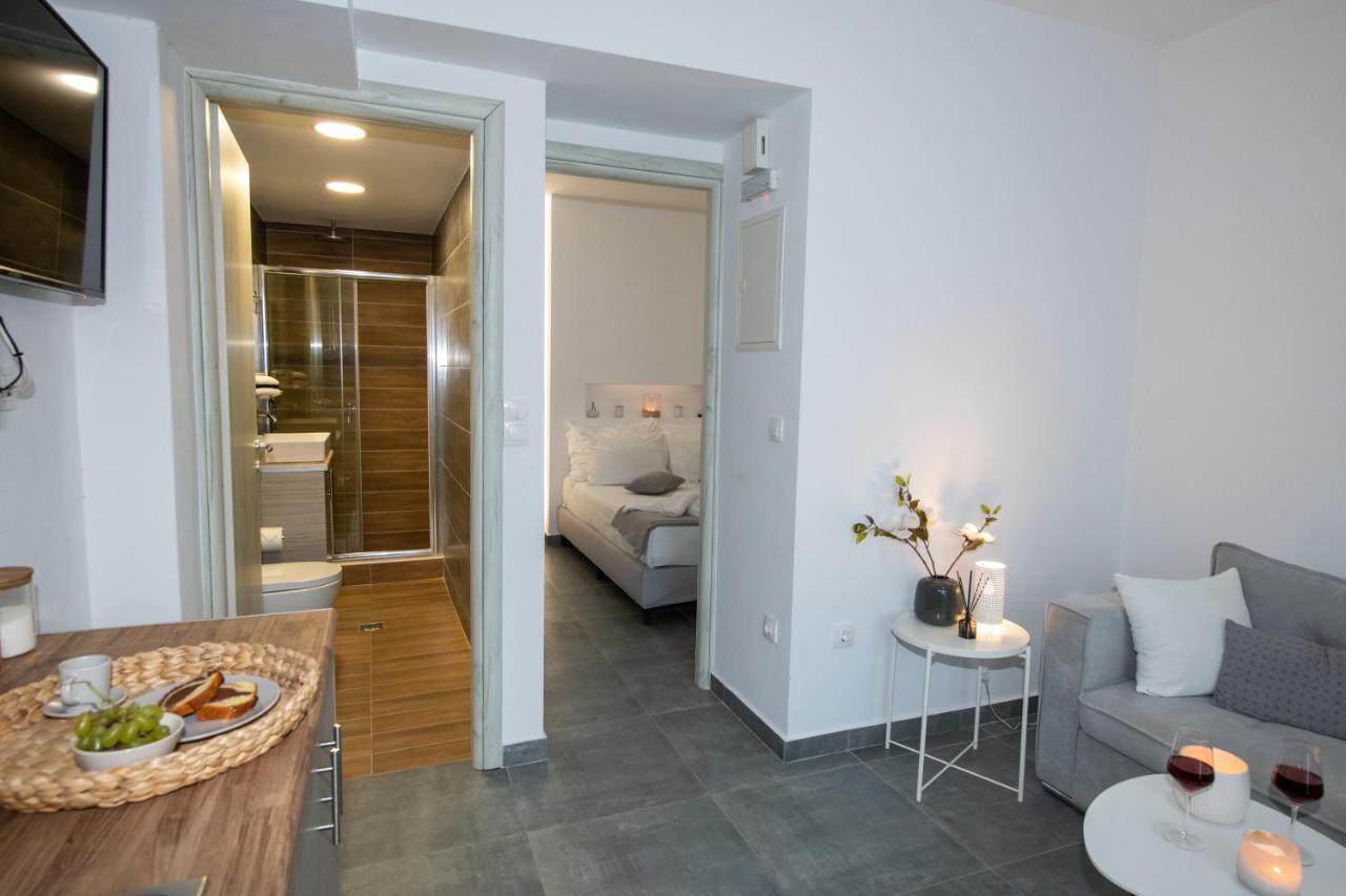 Sofia'S Apartment Kamári Eksteriør bilde